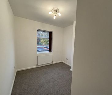 4 Bed Terraced House, Great Cheetham Street East, M7 - Photo 6