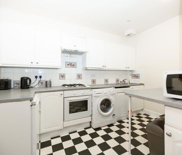 1899L - Craigcrook Place, Edinburgh, EH4 3NG - Photo 4