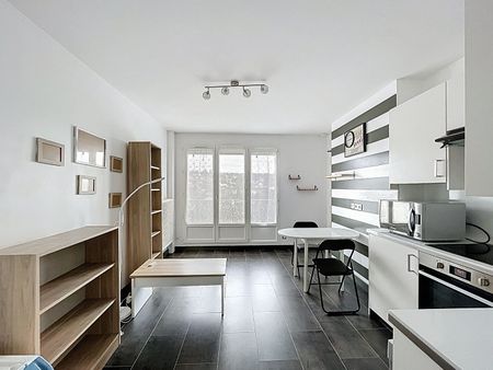 Appartement T2 Neuville-sur-Saône à louer - Photo 5