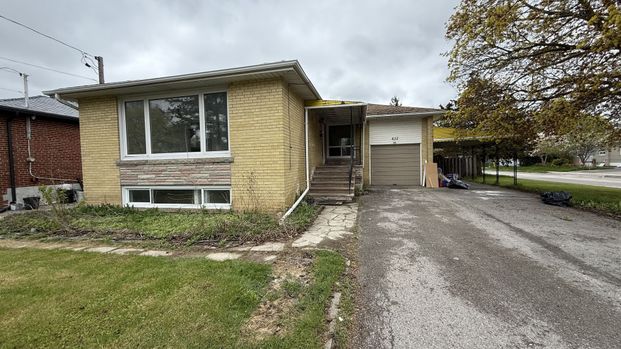 For Lease - 422 Lynett Crescent, Richmond Hill, Ontario - Photo 1