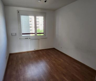 Unbefristete 2-Zimmer-Wohnung mit schönem Balkon! - Foto 3