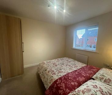 House share to rent on - Photo 4