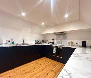 2 bedroom maisonette to rent - Photo 5