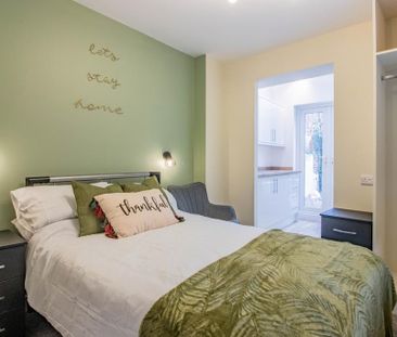 1 bedroom flat to rent - Photo 4