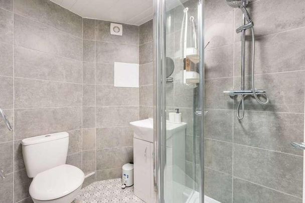 Holland Road, Holland, W14 - Photo 1