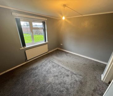 8 Lane Green Court, Codsall, WV1 8LU - Photo 2