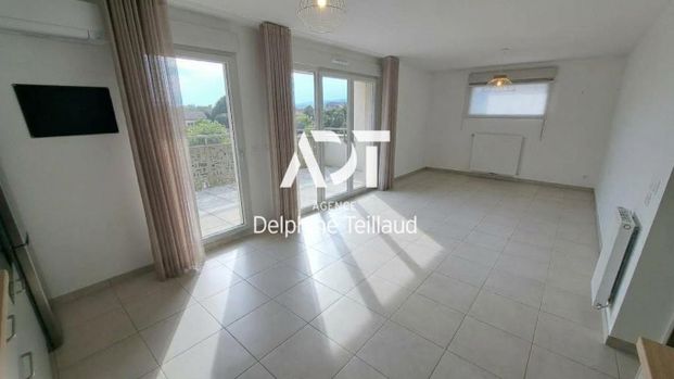 Location Appartement 3 pièces 67m² MOIRANS 38430 - Photo 1