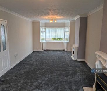 3 bedroom semi-detached house to rent - Photo 2