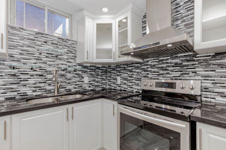 For Lease - 50 Amboise Crescent Unit# Basement, Brampton, Ontario - Photo 2