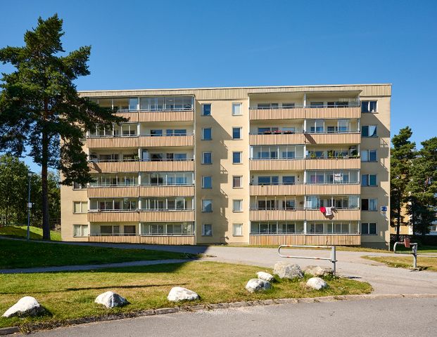 Fornhöjdsvägen, Södertälje - Foto 1