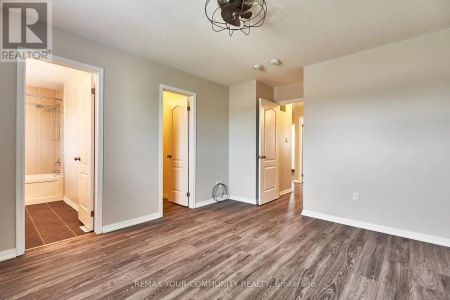 10 DON HADDEN CRESCENT - Photo 4