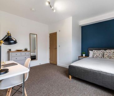 6 bedroom house to rent - Photo 3