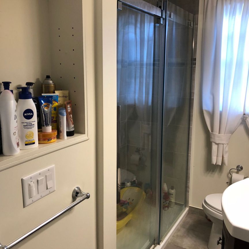 For Lease - 3417 Palgrave Road, Mississauga, Ontario - Photo 1