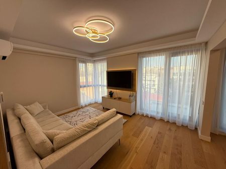 Apartament 2 camere Unirii/Complex nou-Parcare - Photo 2