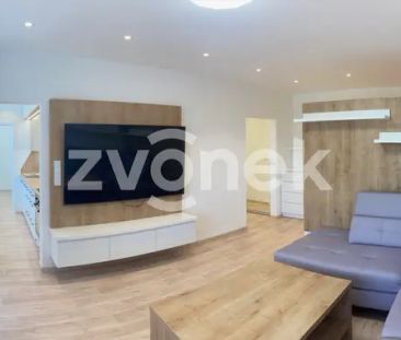Luxusní, kompletně vybavený byt 3+1 po rekonstrukci, Budovatelská, ... - Fotografie 1