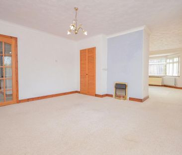 3 bedroom detached bungalow to rent - Photo 4