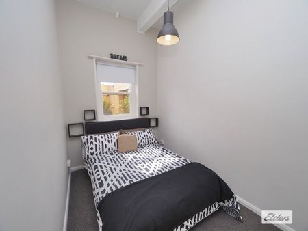 2/48 King Street - Photo 2