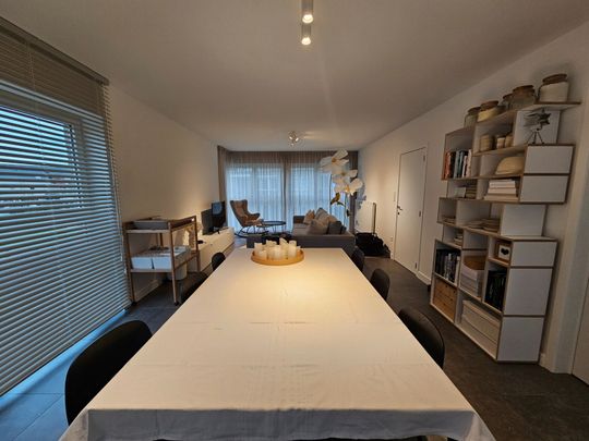 Energiezuinig duplex-appartement met 3 slaapkamers in recent project Kasteeldreef, nabij centrum Hoogstraten. - Photo 1