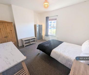 4 bedroom terraced house to rent - Photo 5