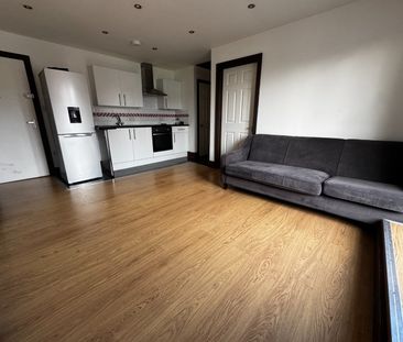 1 Bed Flat, Shirley Road, SO15 - Photo 1