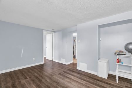 For Lease - 301 Franklin Street Unit# C, Kitchener, Ontario - Photo 4