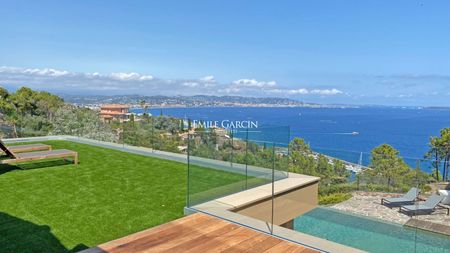 Theoule sur mer, Cote d'Azur à louer, Maison contemporaine avec vue mer, 5 chambres doubles, piscine - Photo 2