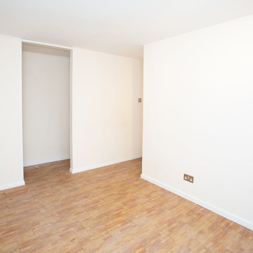 2 bedroom flat to rent, Available unfurnished from 07/02/2025 - Photo 1