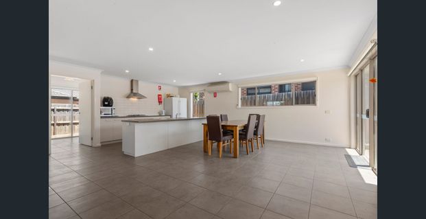 16 Tannin Way, WAURN PONDS VIC 3216 - Photo 1