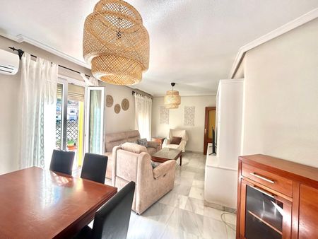 Atico en alquiler en Malaga - Foto 2