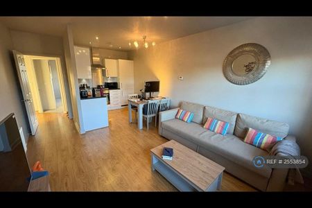 1 bedroom flat to rent - Photo 2