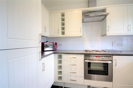 2 bedroom apartment to rent - Photo 4