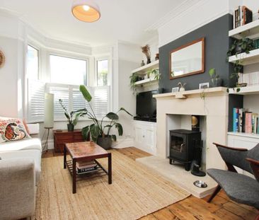 3 bedroom terraced house to rent - Photo 2