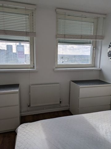 Room in a Shared Flat, Mersea House, IG11 - Photo 3