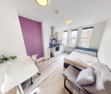 Studio to rent - Photo 2