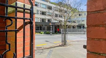 Sharella Living - Photo 3