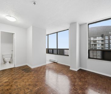 For Lease - 2360 Dundas Street Unit# 2719B, Toronto, Ontario - Photo 1