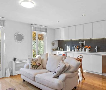 Peter Beavan Townhouse - Photo 1