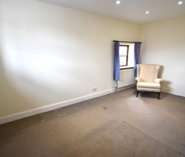 2 bedroom semi-detached house to rent - Photo 3