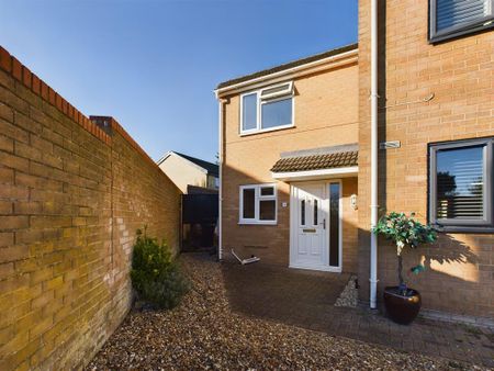 1 bedroom end of terrace house to rent - Photo 3