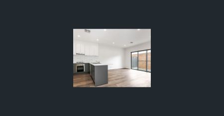 THREE BEDROOM TOWNHOUSE CLOSE TO O'BAHN ONLY 20 MINUTES FROM CBD - Photo 4