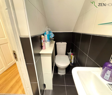 6 bedroom terraced house to rent - Photo 4