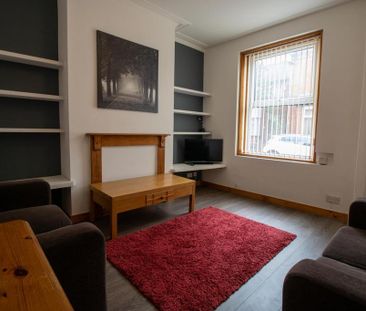 4 bedroom house to rent - Photo 1