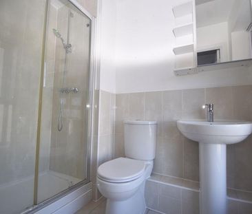 2 bedroom apartment to rent - Photo 6