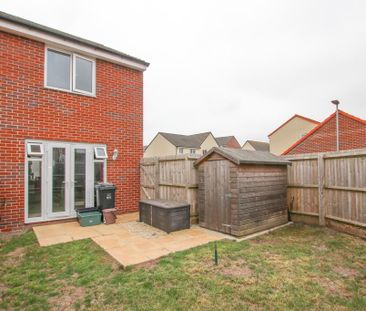 2 bedroom semi-detached house to rent - Photo 6