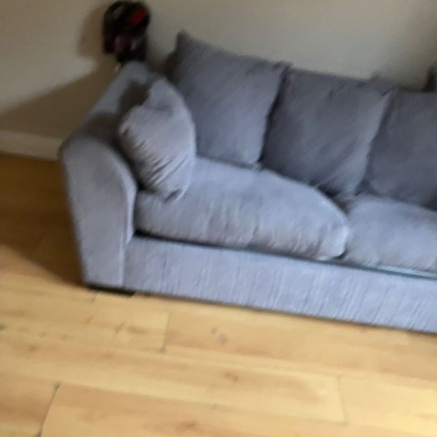 1 Bed Flat, West Hendon Broadway, NW9 - Photo 1