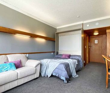 Welcome to apartment 424 in Sharella Studios. - Photo 2