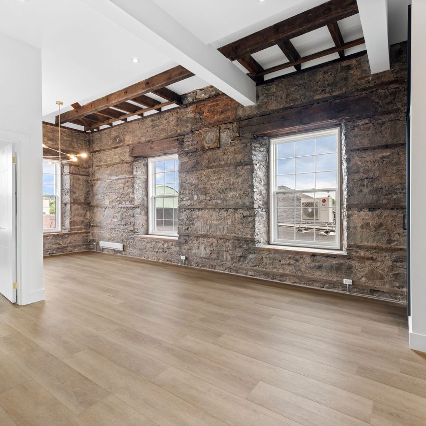 For Lease - 163 Main Street Unit# 303, Milton, Ontario - Photo 1