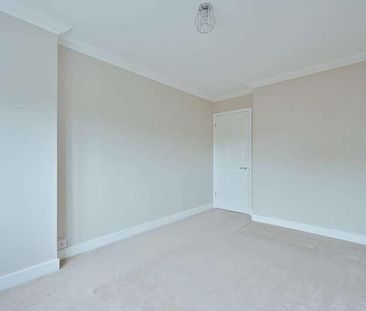 Tudor Manor Gardens, Wd, Watford, WD25 - Photo 6