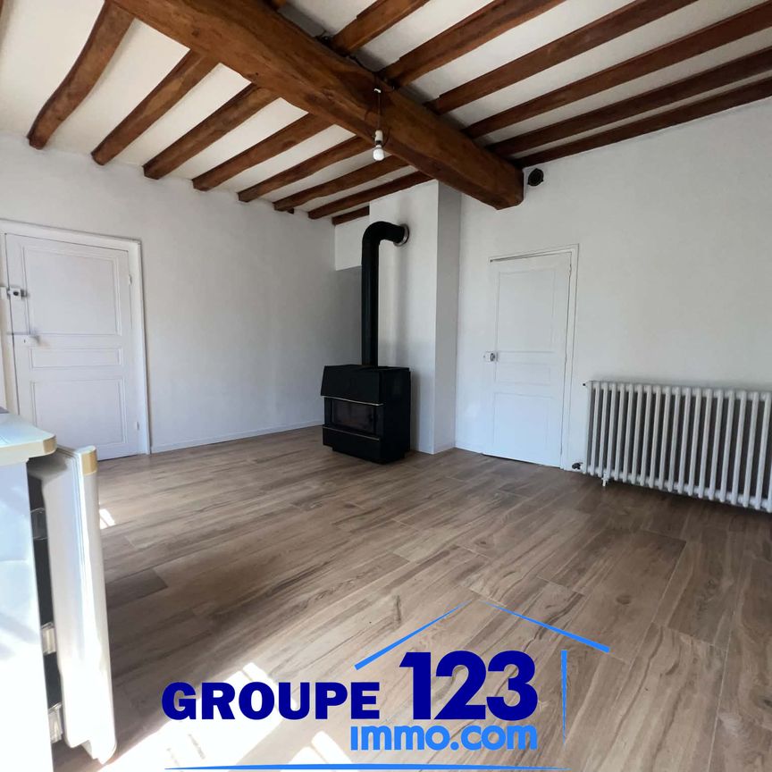 Location Appartement 3 pièces 57m² VILLIERS ST BENOIT 89130 - Photo 1