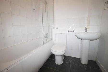 Sovereign Court, Totteridge Avenue, High Wycombe - Photo 2